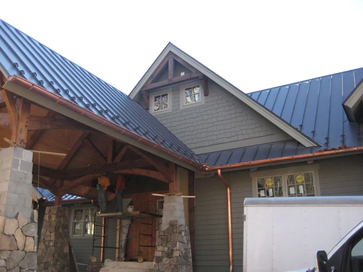 Craftsman Roofing team delivering quality roofing work in Normandale Highlands